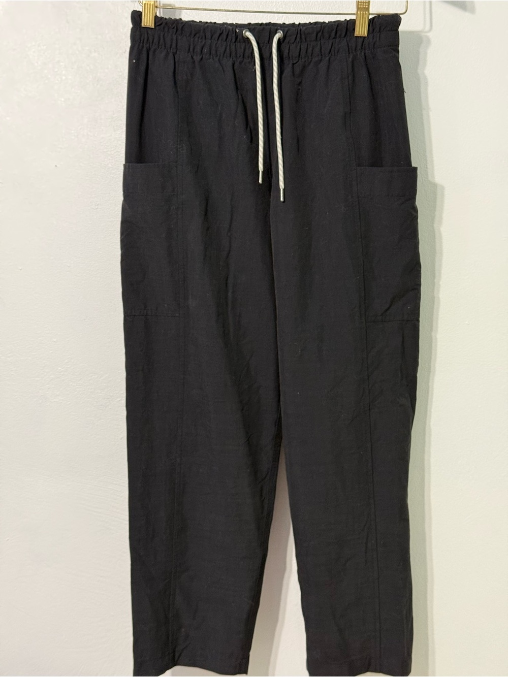 Vuori Black Drawstring Pants with Side Patch Pockets XS